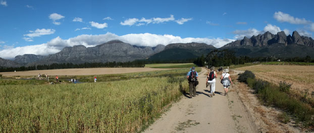 Approaching Val du Charron