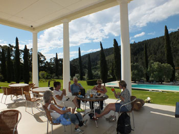 Afternoon drinks at Cascade Manor