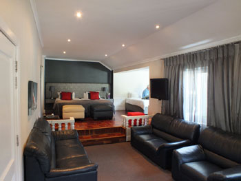 Cascade Manor bedroom